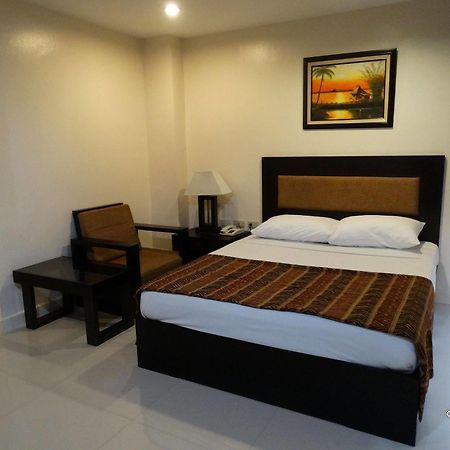 Paragon Tower Hotel Manila Kültér fotó