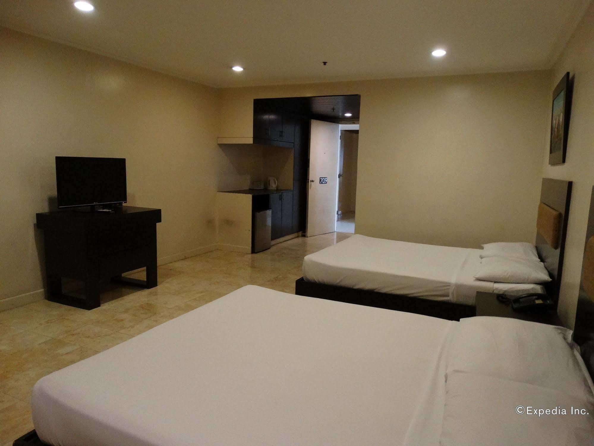 Paragon Tower Hotel Manila Kültér fotó